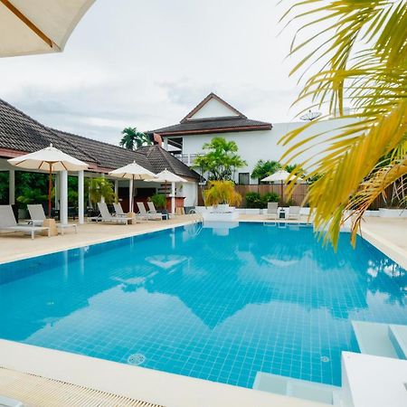 The Sands 2 bedroom apartment Naiharn Nai Harn Buitenkant foto